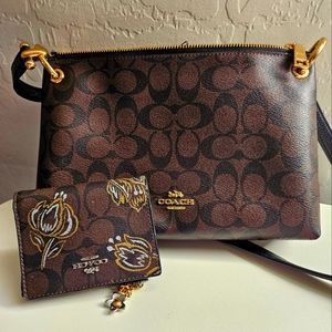 Coach crossbody bag